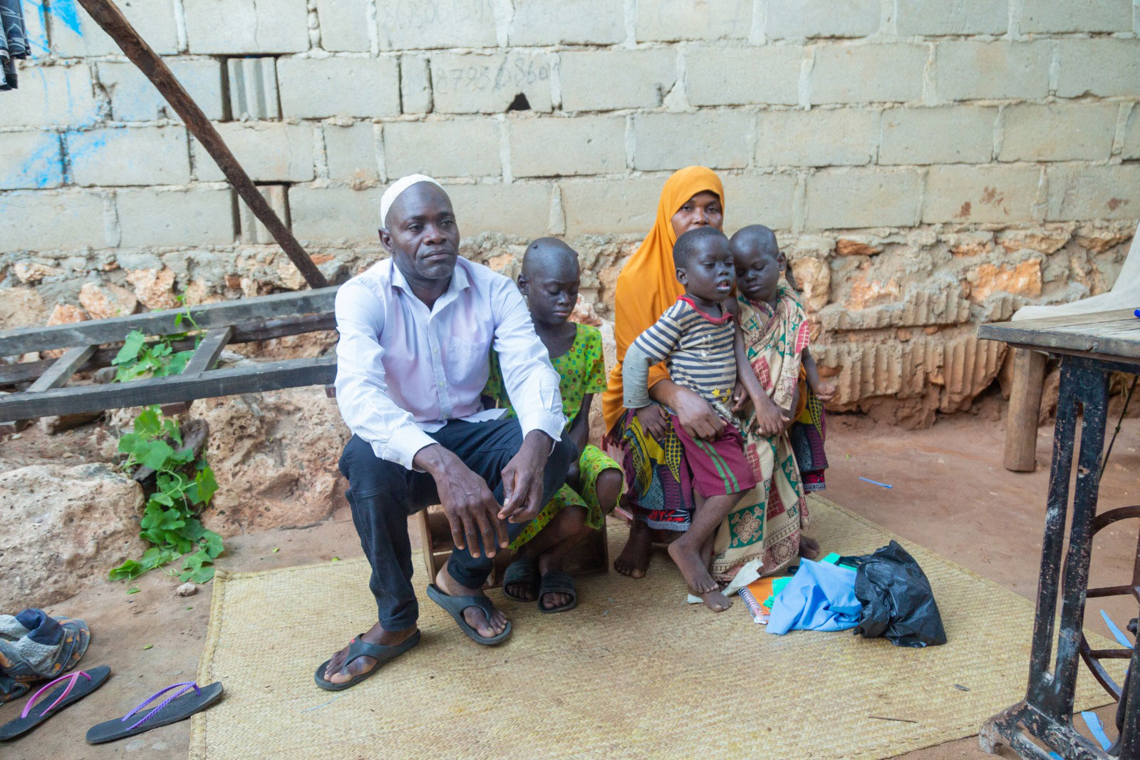 Família muçulmana em Pemba pede apoio para enfrentar doença rara e desconhecida que afecta seus quatro filhos