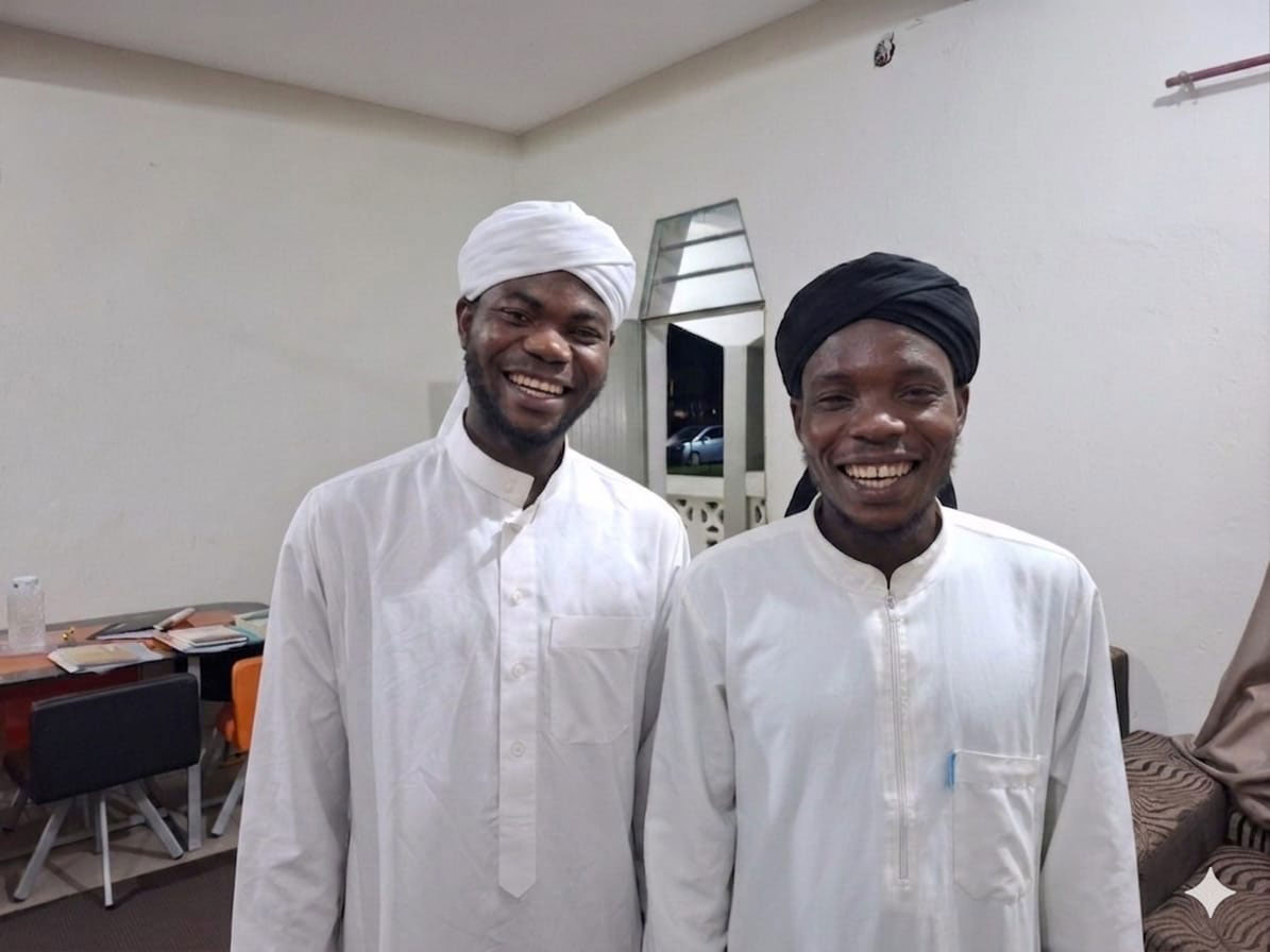 Jamiah Khalid bin Walid envia graduados para especialização em Estudos Islâmicos na Zâmbia