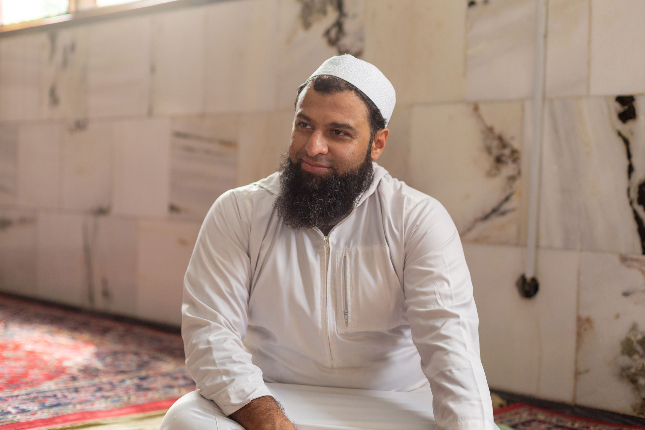 “A caridade é um direito do pobre e não um favor do rico”, explica Mufti Hussein Issa em entrevista