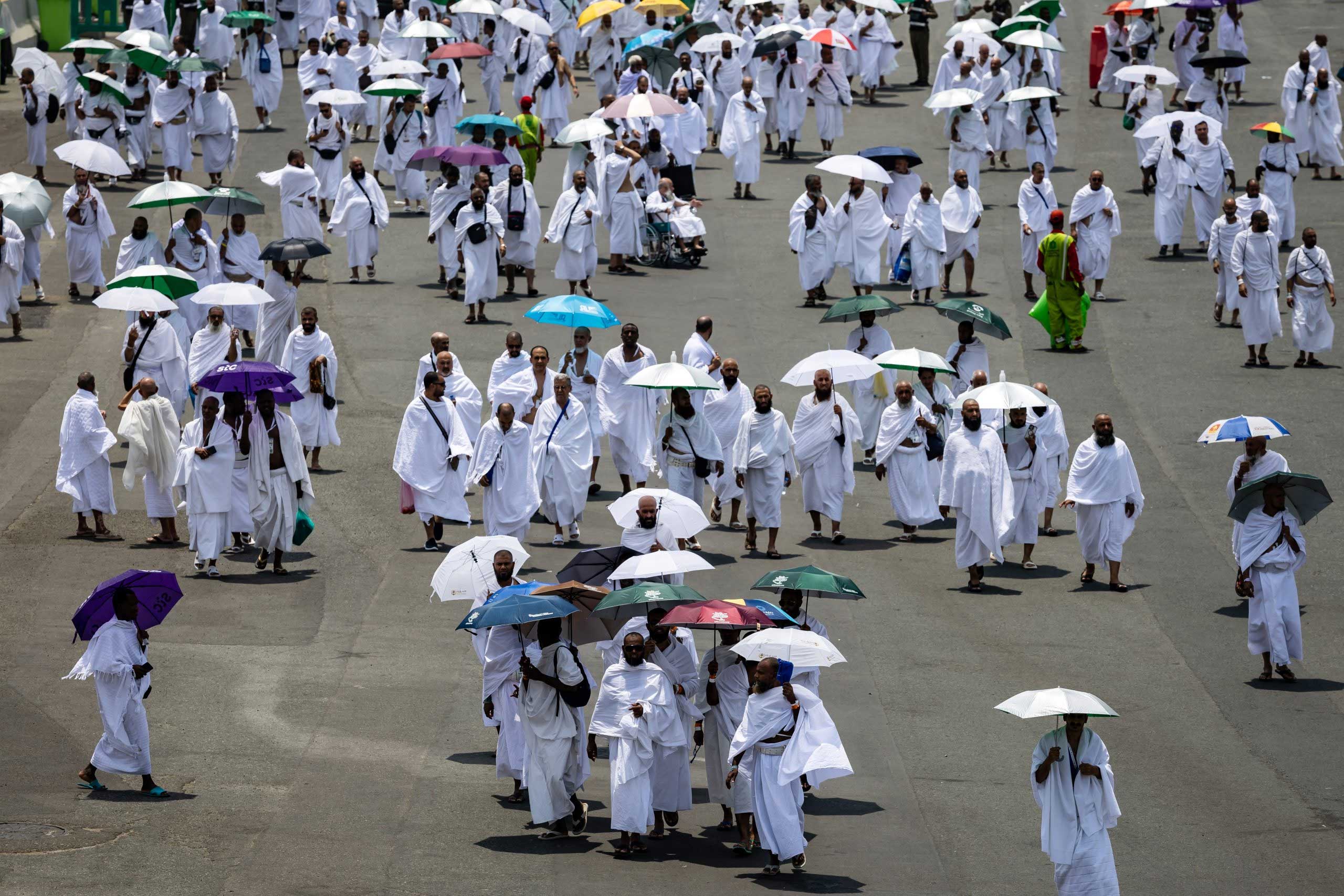 Arábia Saudita define restrições de saúde e mobiliza estrutura de emergência para o Hajj 2026
