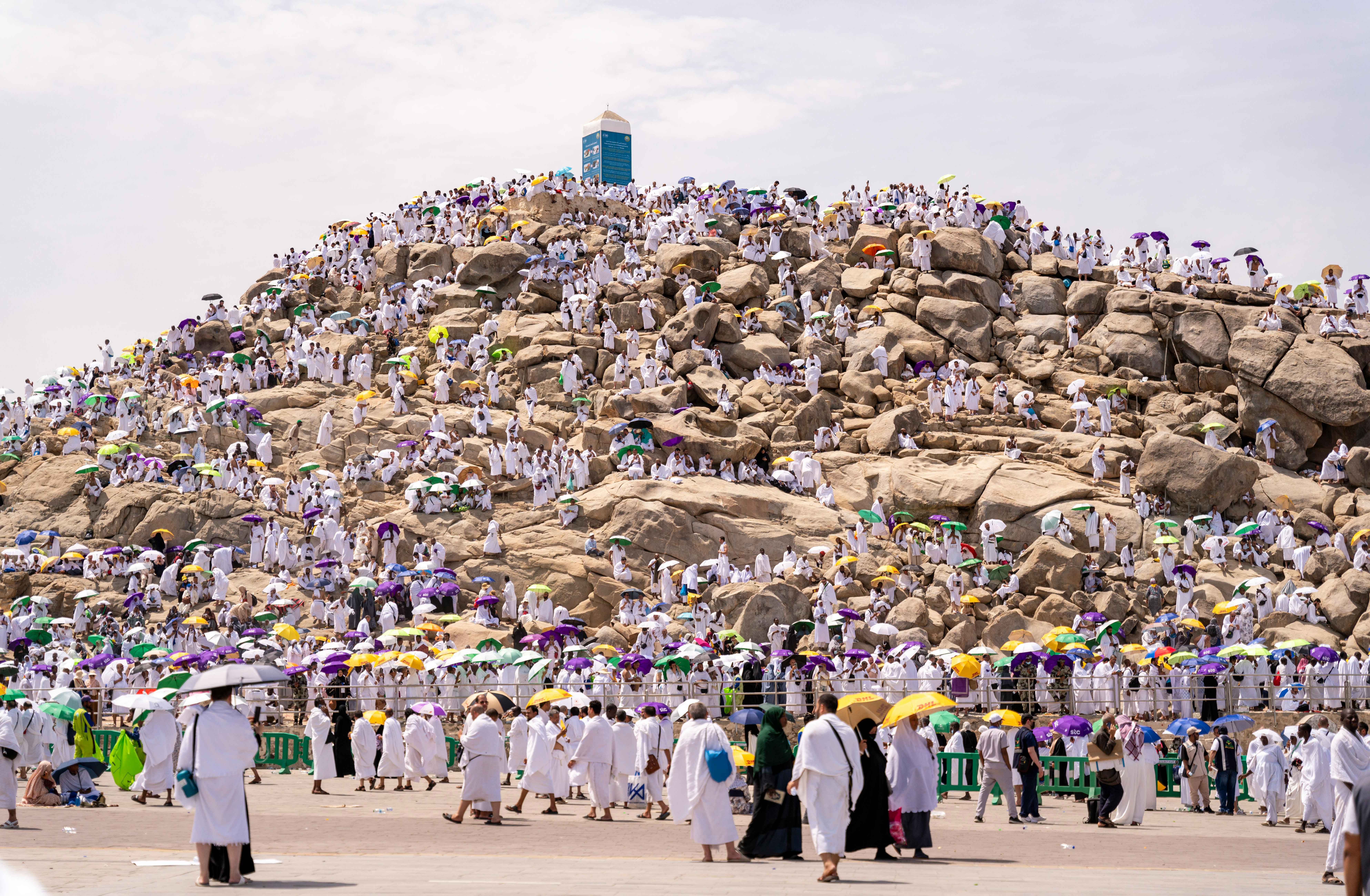 Arábia Saudita anuncia sucesso da temporada do Hajj de 2026 com mais de 1,7 milhão de peregrinos