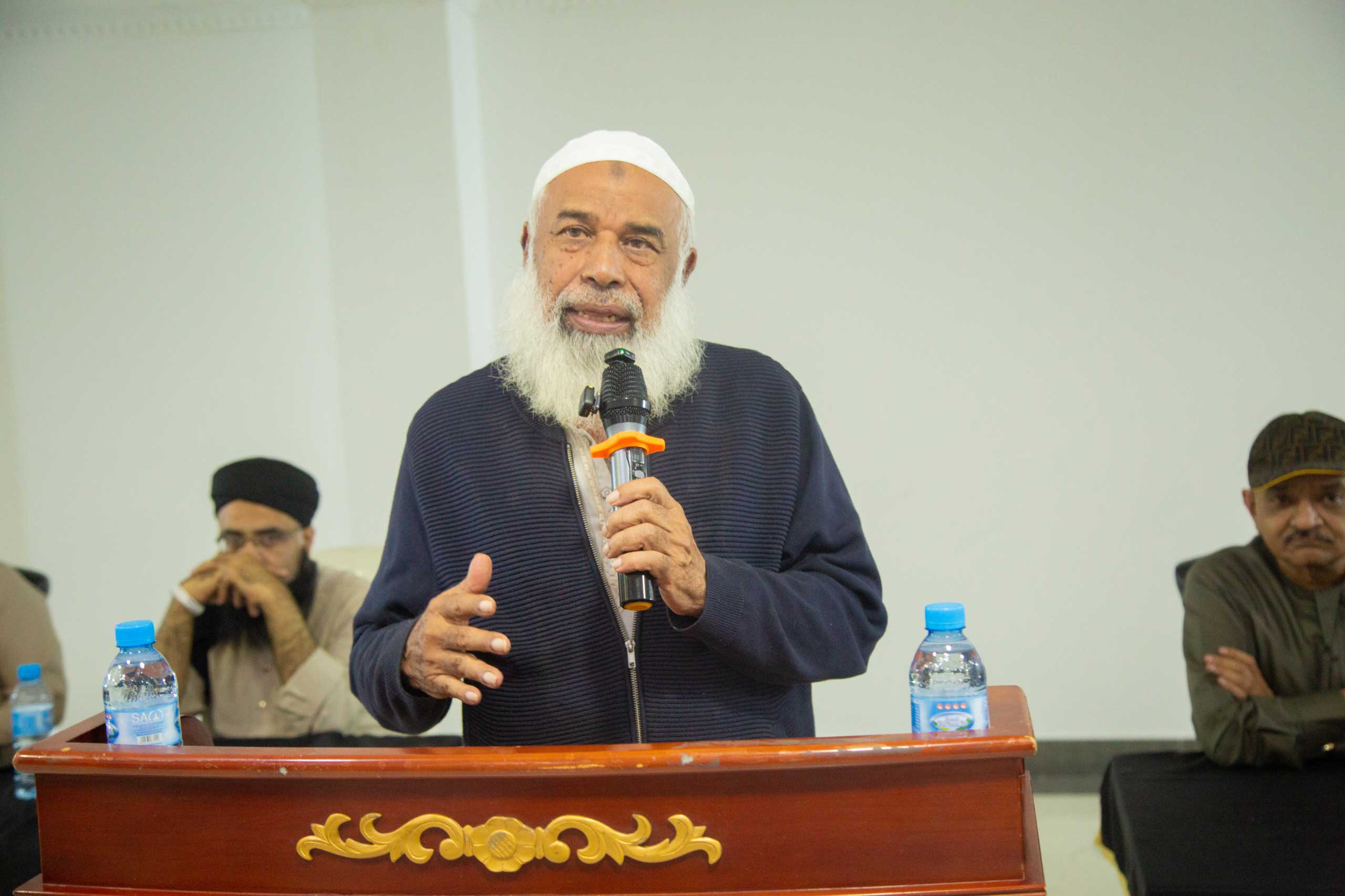 “Verdadeiro sucesso da peregrinação mede-se pela mudança de comportamento”, alerta Sheikh Aminuddin Mohammad