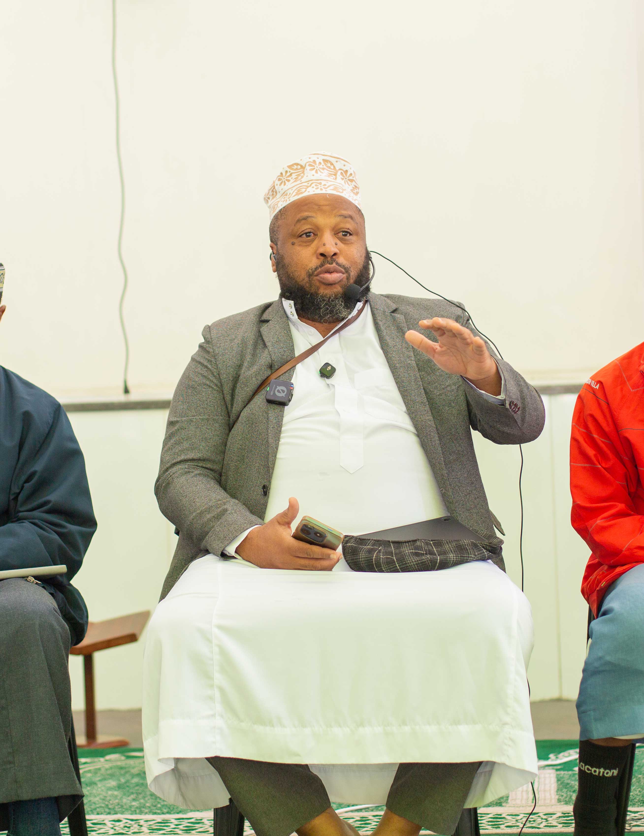 Sheikh Mussagy Abdul Rahman critica “infantilização” da juventude e apela à responsabilidade