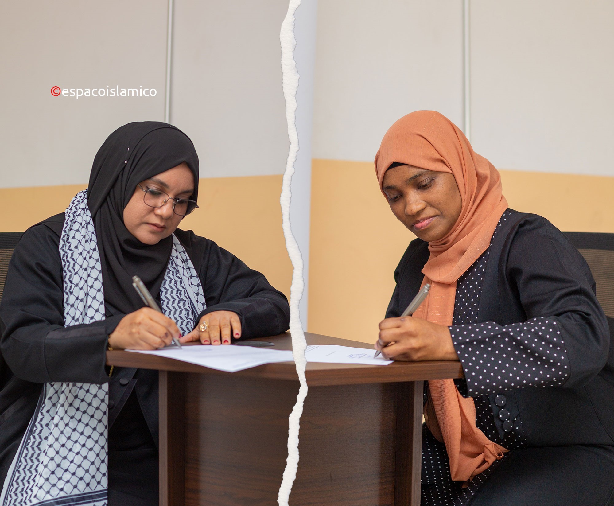 Empossadas Mualimah Muna Cassamo e Dra. Nadyma Atumane para dirigirem o Gabinete Feminino do CISLAMO