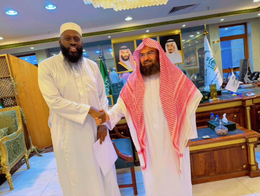 Sempre fui e sempre serei muçulmano, diz Yassin Hassan esclarecendo a sua posição religiosa
