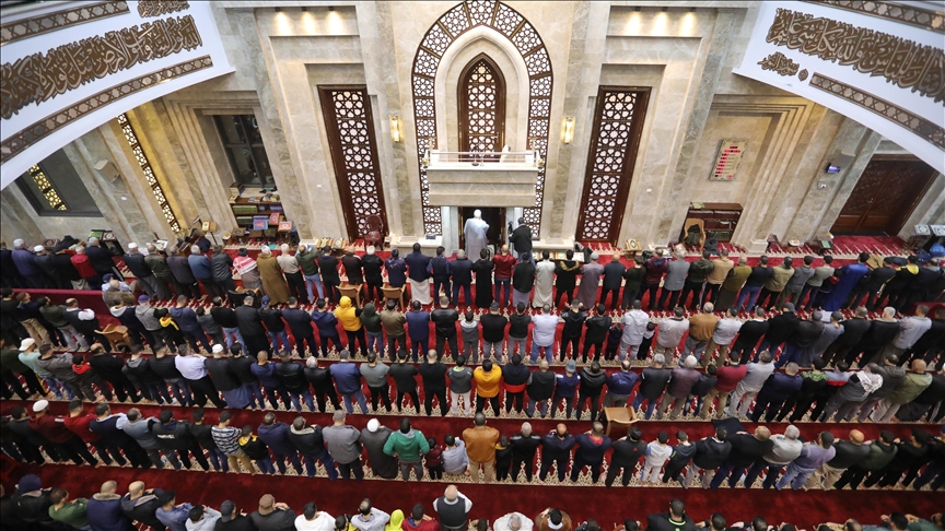 “Isslam é a religião que mais cresce no mundo e já supera dois mil milhões de fiéis”, indica pesquisa